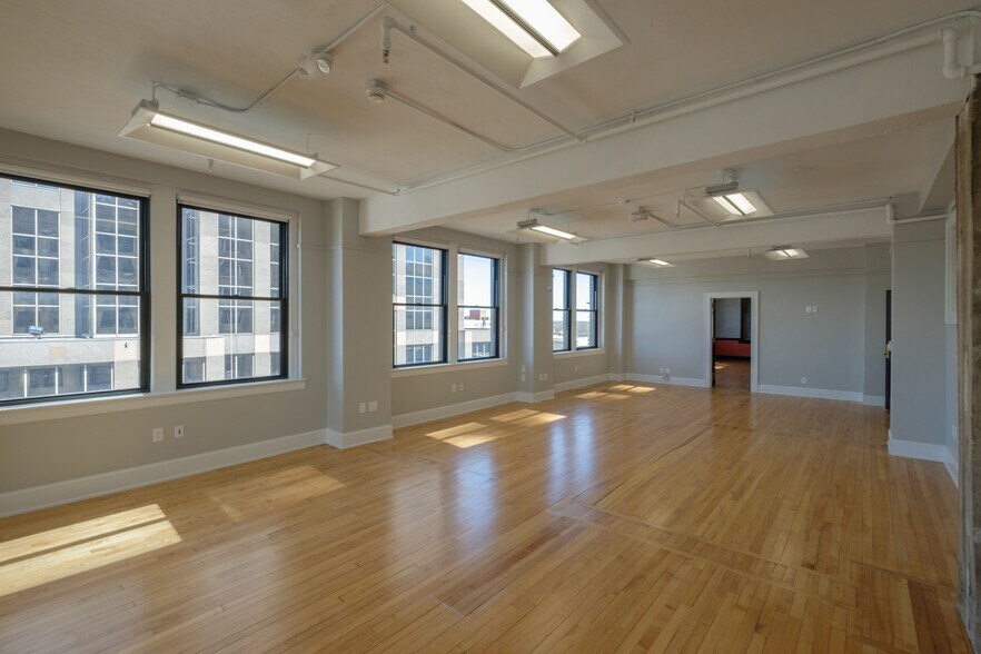 More Photos Of 19 W Hargett St, Raleigh Loft Creative Space For Lease
