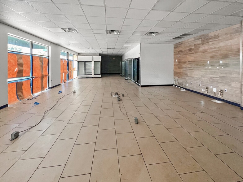 More Photos Of 2380 John F Kennedy Blvd, Jersey City Convenience Store For Lease