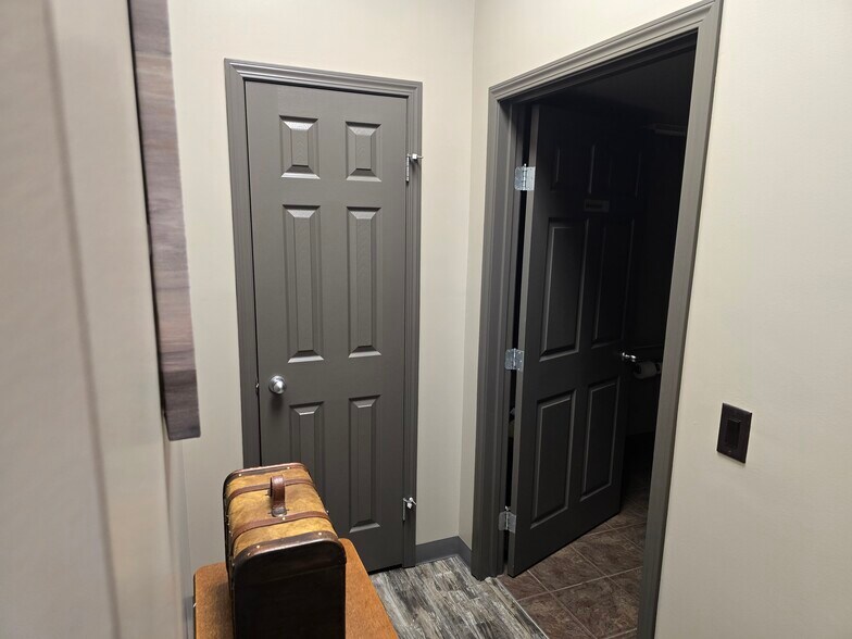 More Photos Of 5108 52 St, Red Deer Storefront Retail Office For Sale