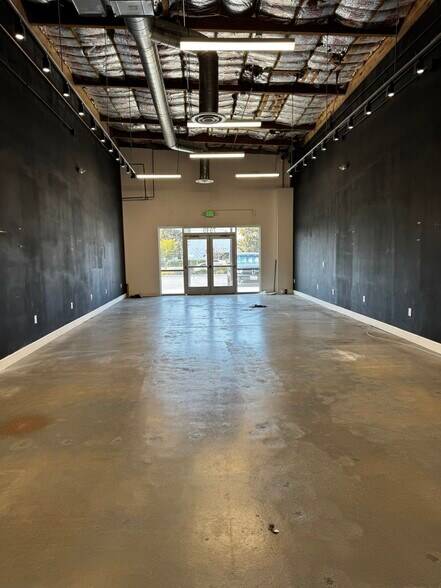 More Photos Of 7911-7927 Garden Grove Blvd, Garden Grove General Retail For Lease