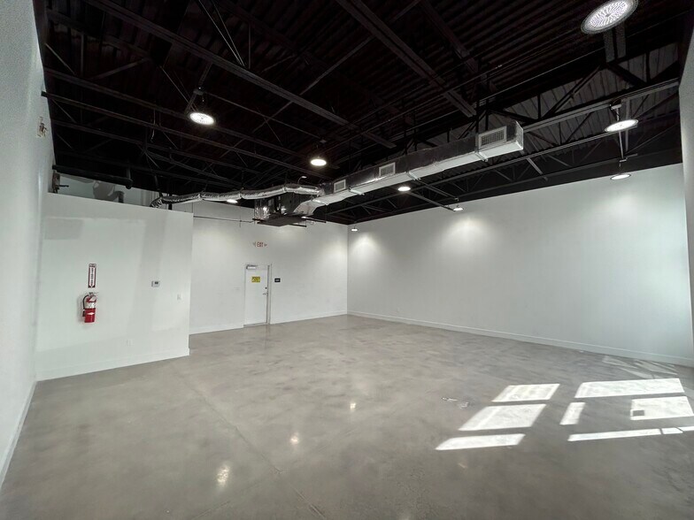 More Photos Of 1401 NW 119TH, North Miami Storefront Retail Office For Lease