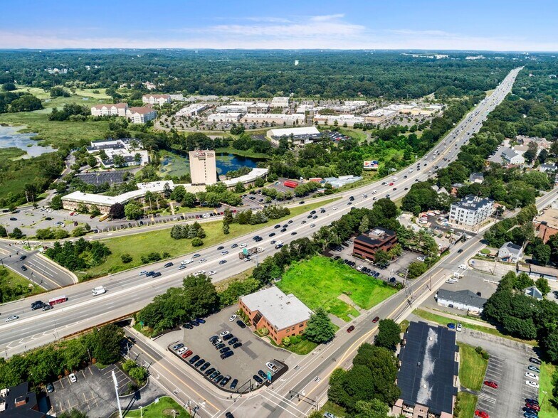 More Photos Of 525 Salem St, Wakefield Land For Lease