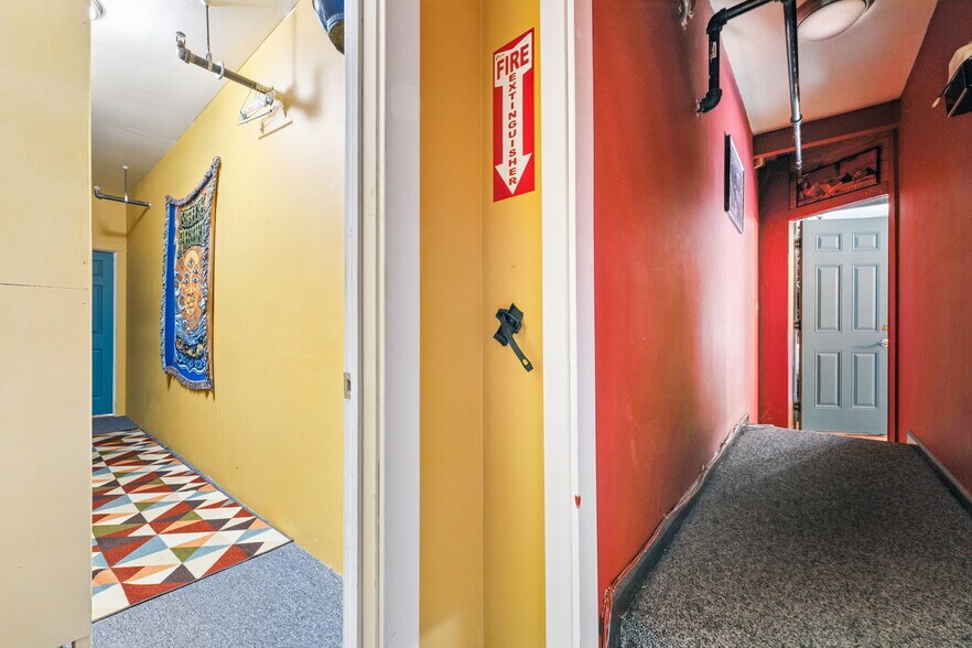 More Photos Of 825-829 27th Ave, Oakland Manufacturing For Sale