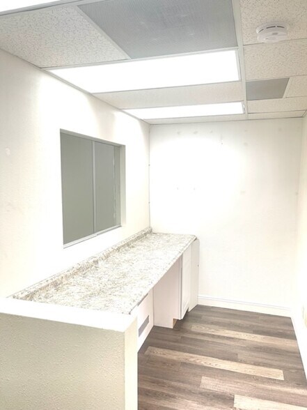 More Photos Of 121 W Whittier Blvd, La Habra Medical For Lease