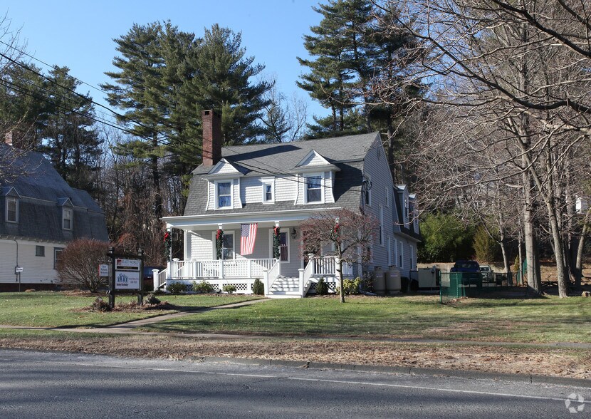 More Photos Of 965 Hopmeadow St, Simsbury Office For Lease