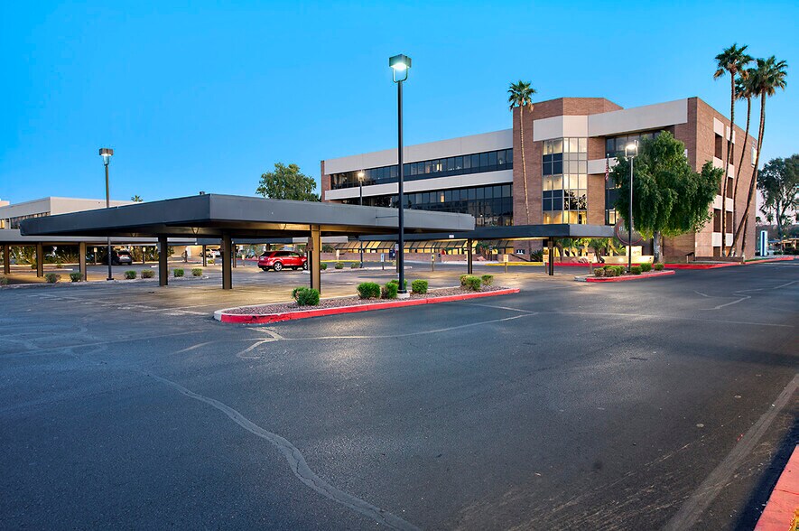 More Photos Of 2122 E highland Ave, Phoenix Medical For Lease