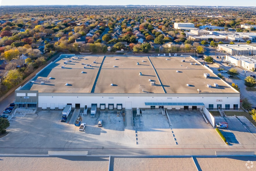 More Photos Of 12625 Wetmore Rd, San Antonio Unknown For Lease
