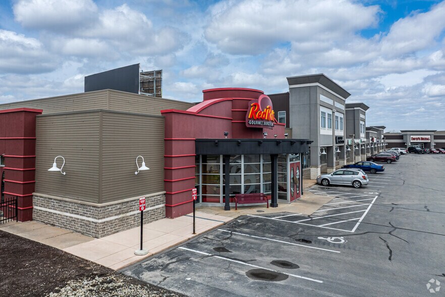 Primary Photo Of , Green Bay General Retail For Sale