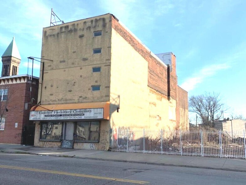 More Photos Of 918 S Broadway, Camden Storefront For Sale
