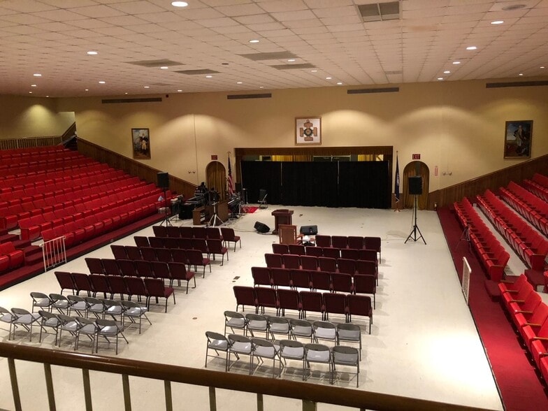 More Photos Of 3401 Cedar Ln, Portsmouth Lodge Meeting Hall For Sale