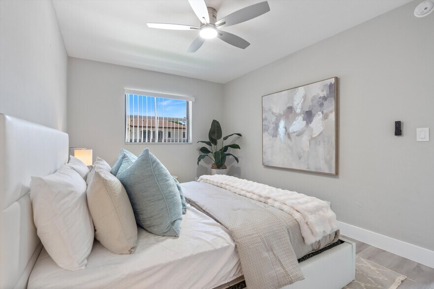 More Photos Of 1350-1400 NE 5th Ter, Fort Lauderdale Apartments For Sale