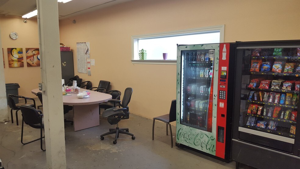 More Photos Of 980 S Amphlett Blvd, San Mateo Industrial For Sale