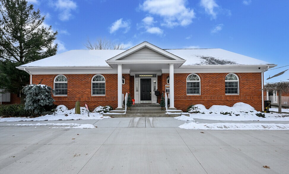 More Photos Of 312 N Cleveland Massillon Rd, Akron Medical For Lease
