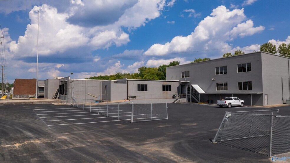 More Photos Of 2807 Gault Ave N, Fort Payne Warehouse For Lease