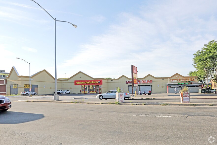 More Photos Of 18220 Jamaica Ave, Hollis Storefront Retail Office For Lease