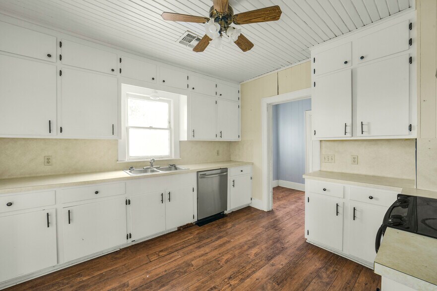 More Photos Of 2120 FM 389, Brenham Land For Sale