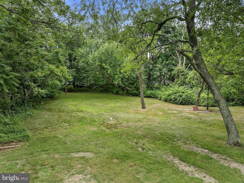 More Photos Of 731 S Main St, West Creek Land For Sale
