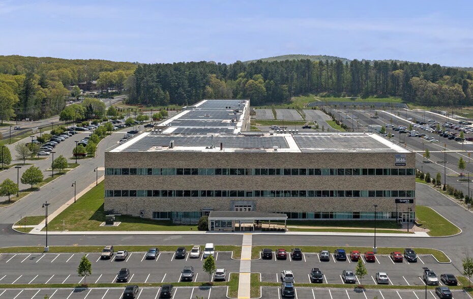 More Photos Of 1600-1630 Osgood St, North Andover Office For Lease