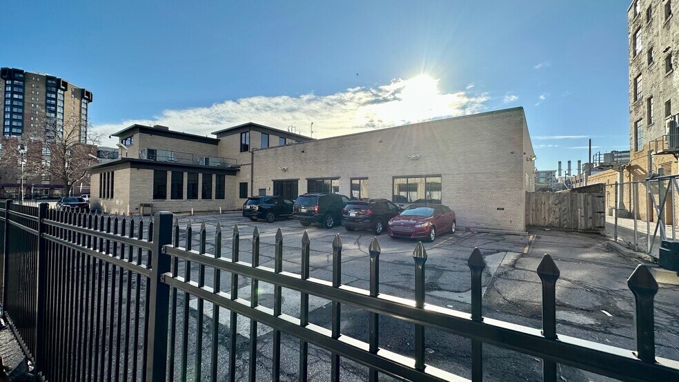 Primary Photo Of 4747 Woodward Ave, Detroit Medical For Sale