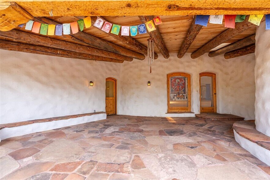 More Photos Of 18 Destierro Trail, Santa Fe Lodge Meeting Hall For Sale