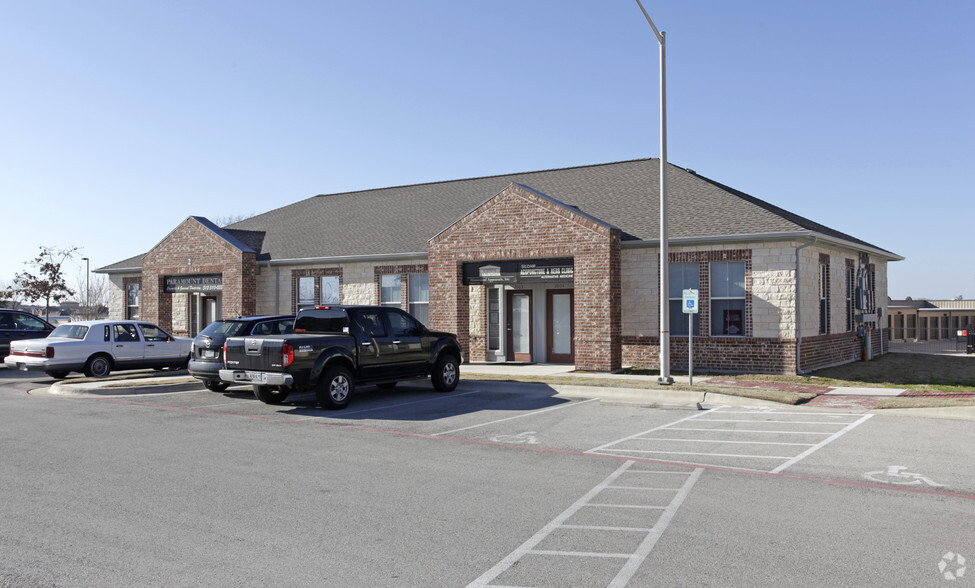 Primary Photo Of 2201 Doublecreek Dr, Round Rock Office For Lease