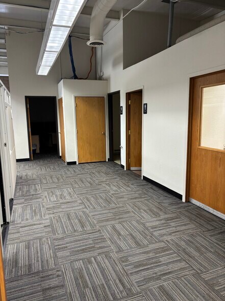 More Photos Of 1482 Commerce Dr, Laramie Light Manufacturing For Lease