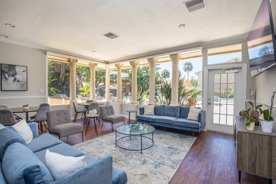 More Photos Of 5473 27th St S, Saint Petersburg Apartments For Sale