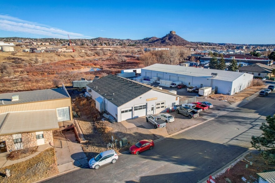 More Photos Of 1810 Park St, Castle Rock Flex For Sale