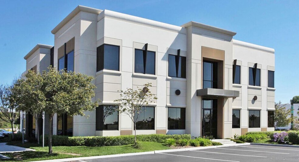 More Photos Of 3548 Seagate Way, Oceanside Office For Lease