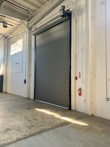 More Photos Of 1535 Rollins Rd, Burlingame Warehouse For Lease