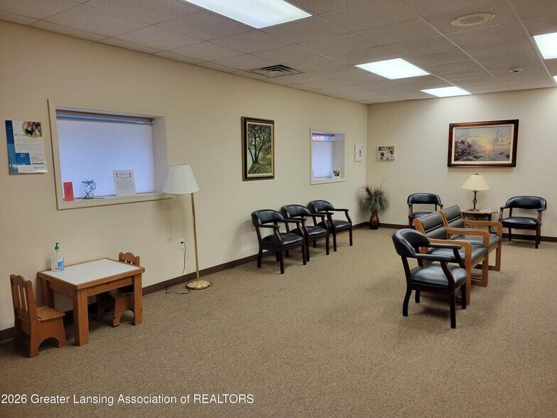 More Photos Of 108 W Higham St, Saint Johns Medical For Sale