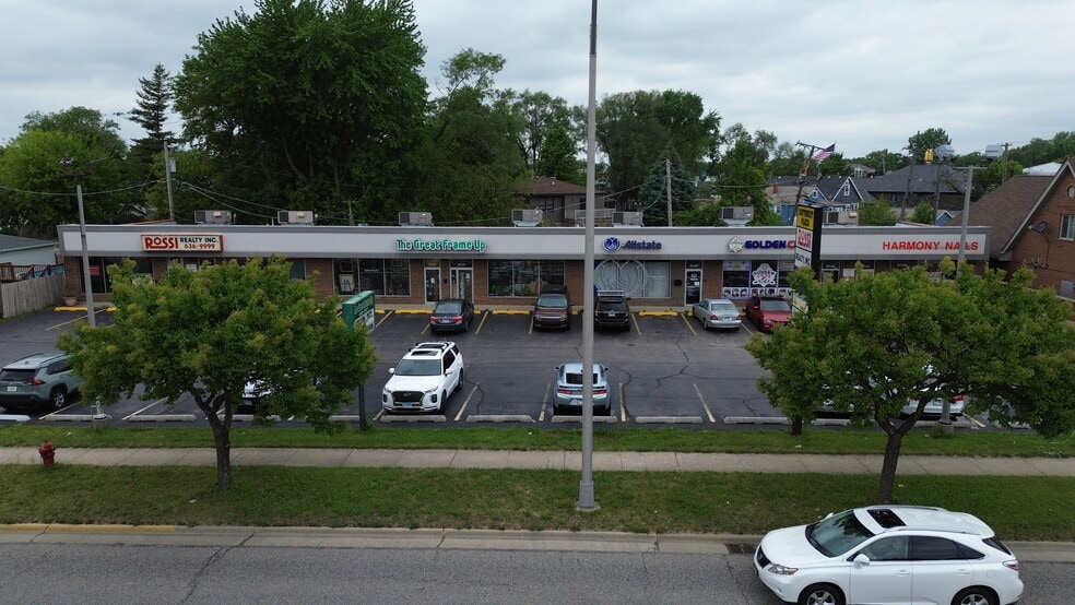 More Photos Of 9544-9554 Southwest Hwy, Oak Lawn Unknown For Lease