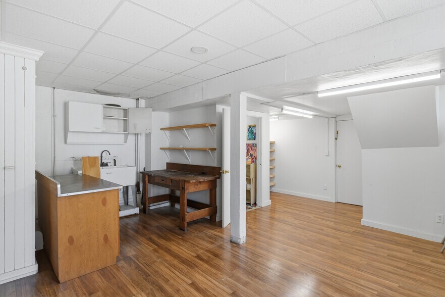 More Photos Of , Chester Unknown For Sale