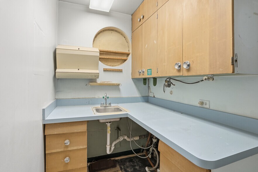 More Photos Of 10835 S Western Ave, Chicago Apartments For Sale