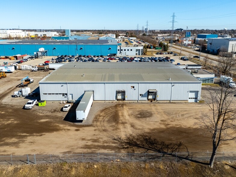 More Photos Of 101 Campbell Rd, Guelph Warehouse For Lease