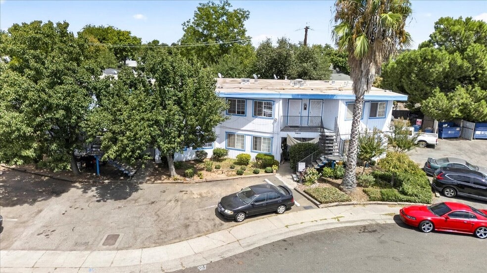 More Photos Of 2643 Furmint Way, Rancho Cordova Apartments For Sale
