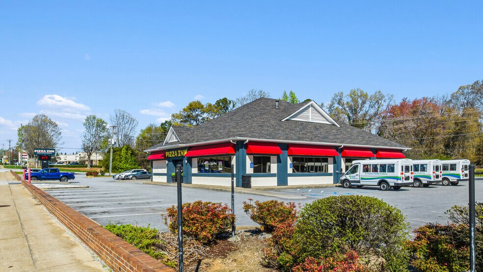 More Photos Of 2001 Woodruff Rd, Greenville Land For Lease