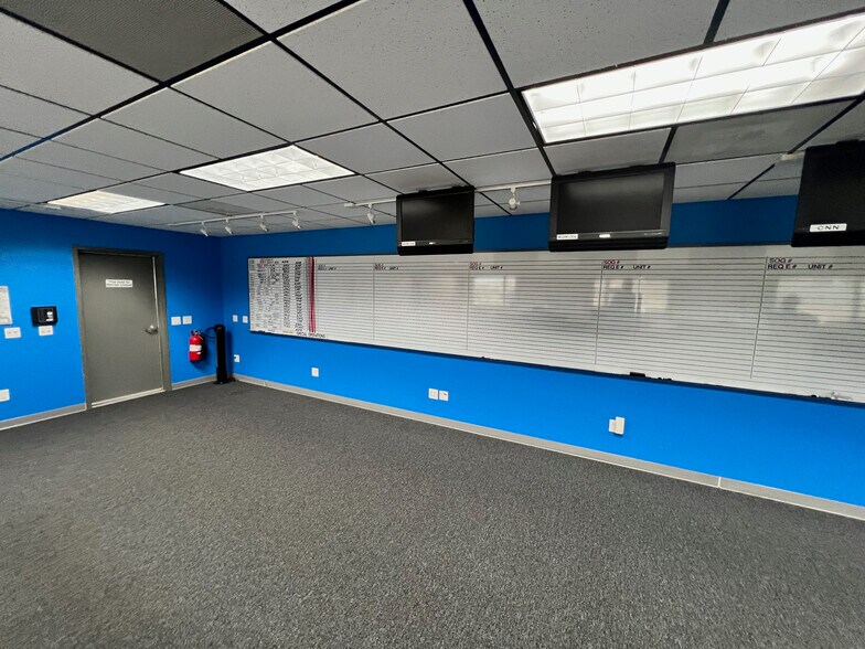 More Photos Of 1244 River View Dr, Cody Office For Lease