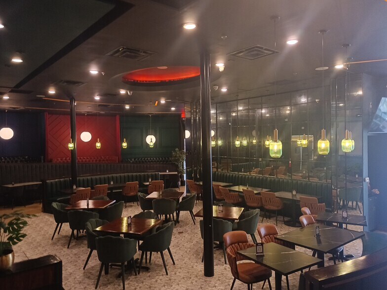 More Photos Of 12225 Westheimer Rd, Houston Freestanding For Lease