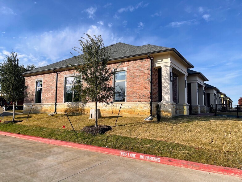 More Photos Of 7700 Preston Rd, Frisco Medical For Lease