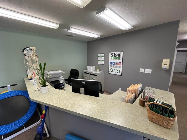 More Photos Of 10015 Main St, Whitesville General Retail For Lease