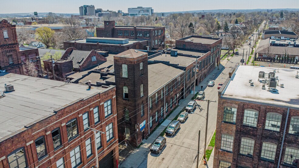 More Photos Of 3155 W 33rd St, Cleveland Warehouse For Sale