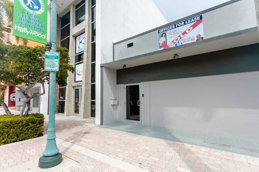 More Photos Of 1911 Harrison St, Hollywood Medical For Lease