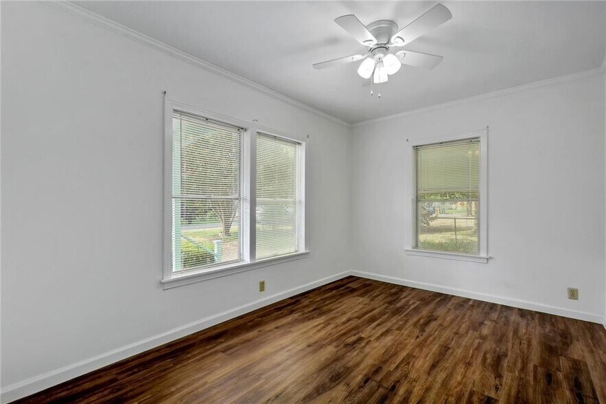 More Photos Of 4400 Norwood Ln, Austin Land For Lease