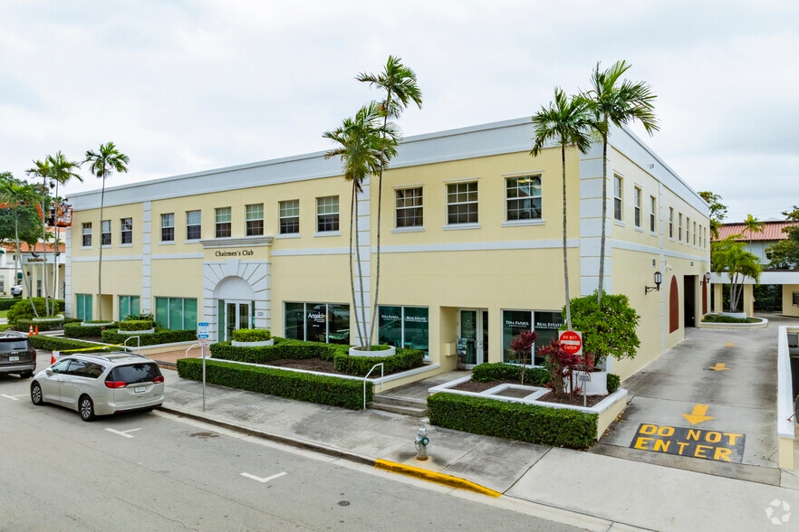 Primary Photo Of 220 Sunrise Ave, Palm Beach Office For Lease