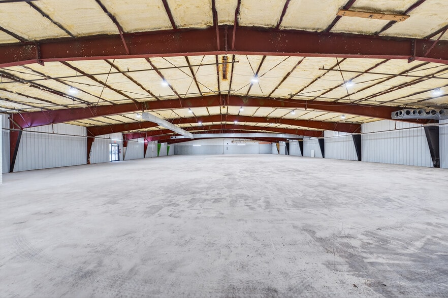 More Photos Of 2606 Cherry Brook Ln, Pasadena Warehouse For Sale
