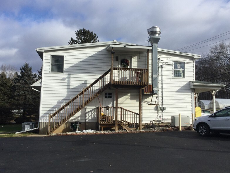 More Photos Of 20 Hillside Ave, Flanders Restaurant For Sale