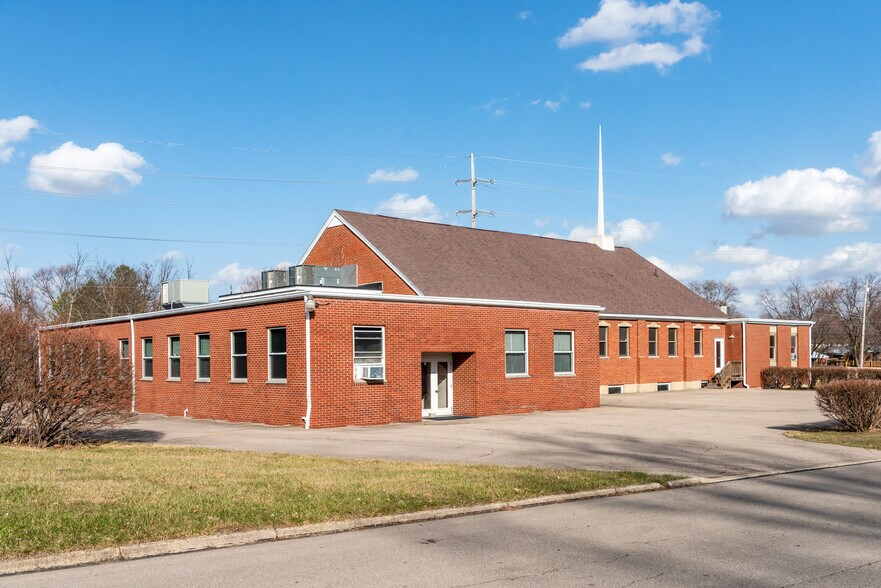 More Photos Of 4445 Wilmington Pike, Dayton Religious Facility For Sale