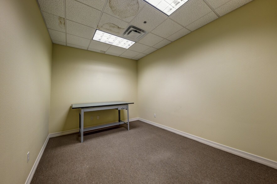 More Photos Of 1001 Long Prairie Rd, Flower Mound Medical For Sale