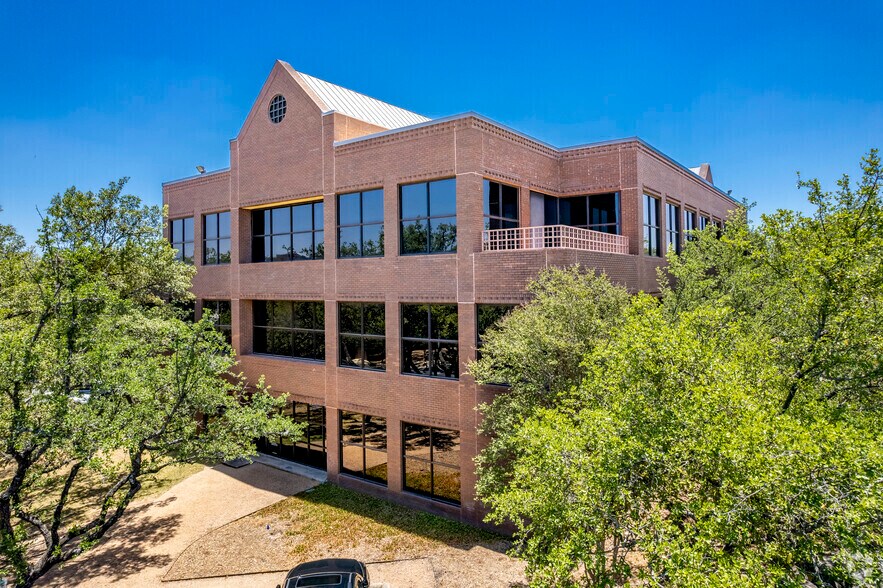 Primary Photo Of 500 N Loop 1604 E, San Antonio Office For Lease